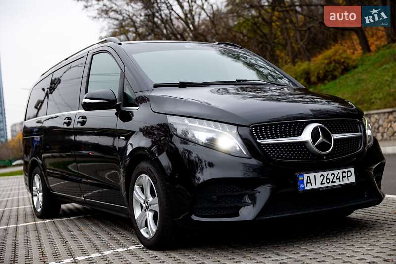 Минивэн Mercedes-Benz V-Class 2015 в Киеве