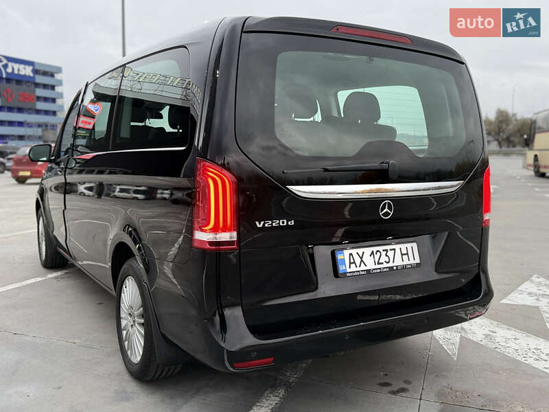 Минивэн Mercedes-Benz V-Class 2018 в Киеве фото 5 Минивэн Mercedes-Benz V-Class 2018 в Киеве