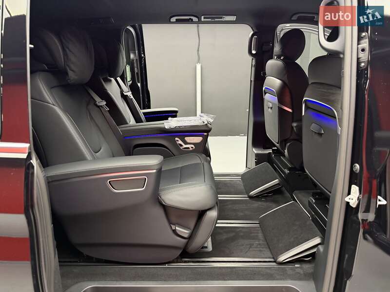 Минивэн Mercedes-Benz V-Class 2025 в Киеве