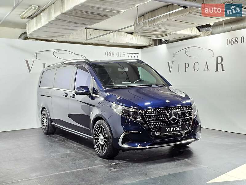 Мінівен Mercedes-Benz V-Class 2022 в Києві