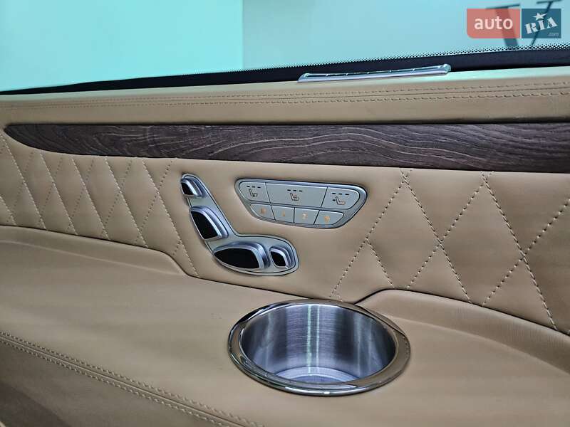 Мінівен Mercedes-Benz V-Class 2022 в Києві