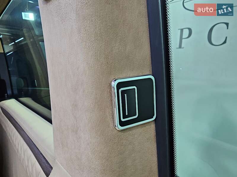 Мінівен Mercedes-Benz V-Class 2022 в Києві