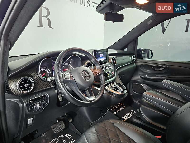 Мінівен Mercedes-Benz V-Class 2022 в Києві