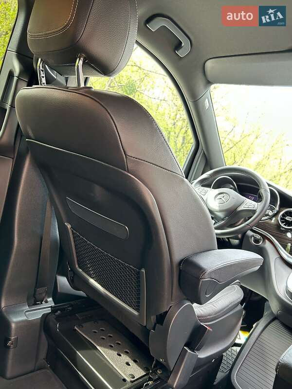 Мінівен Mercedes-Benz V-Class 2022 в Києві