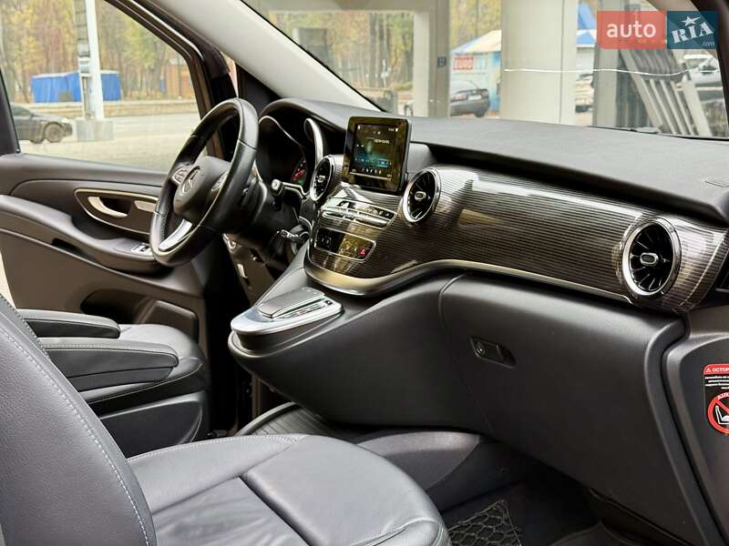 Мінівен Mercedes-Benz V-Class 2020 в Дніпрі