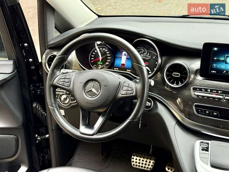 Мінівен Mercedes-Benz V-Class 2020 в Дніпрі
