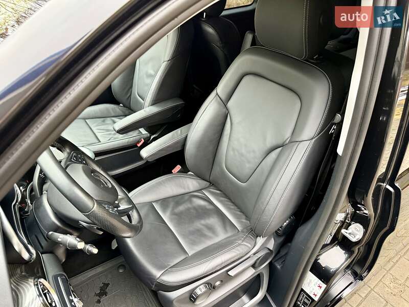 Мінівен Mercedes-Benz V-Class 2020 в Дніпрі