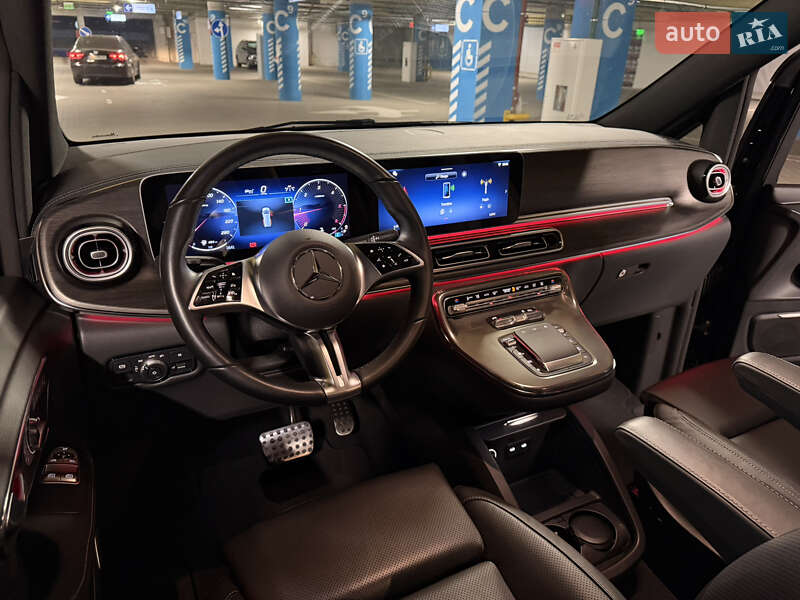 Мінівен Mercedes-Benz V-Class 2024 в Києві фото 14 Мінівен Mercedes-Benz V-Class 2024 в Києві