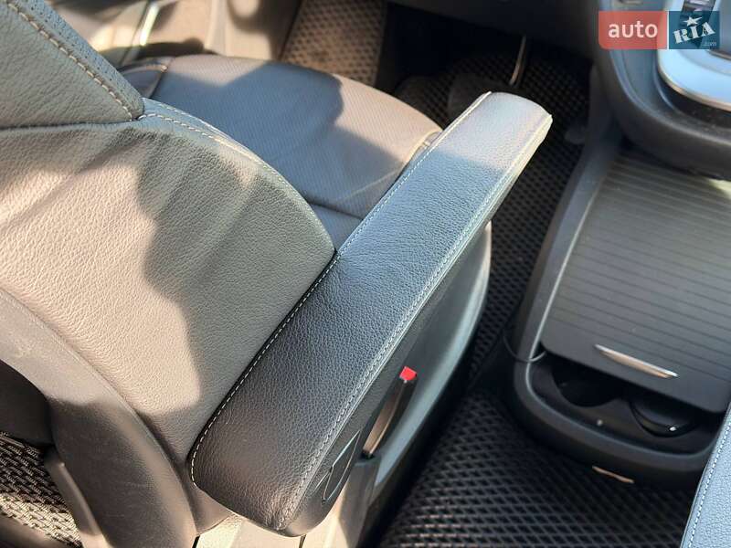 Минивэн Mercedes-Benz V-Class 2021 в Кривом Роге