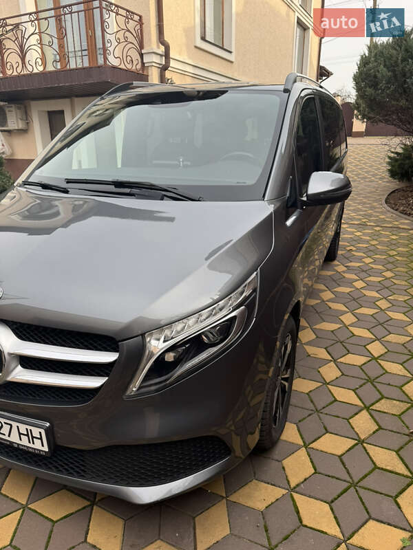 Мінівен Mercedes-Benz V-Class 2022 в Миколаєві