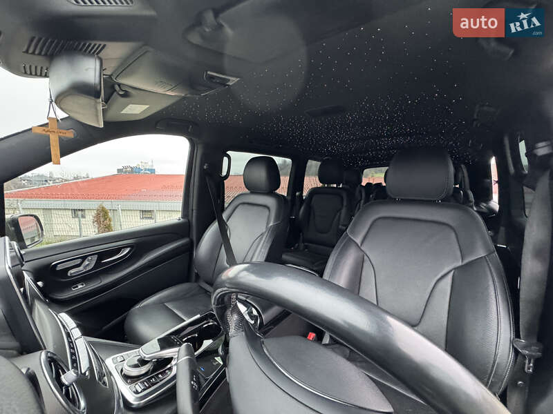 Минивэн Mercedes-Benz V-Class 2016 в Сторожинце