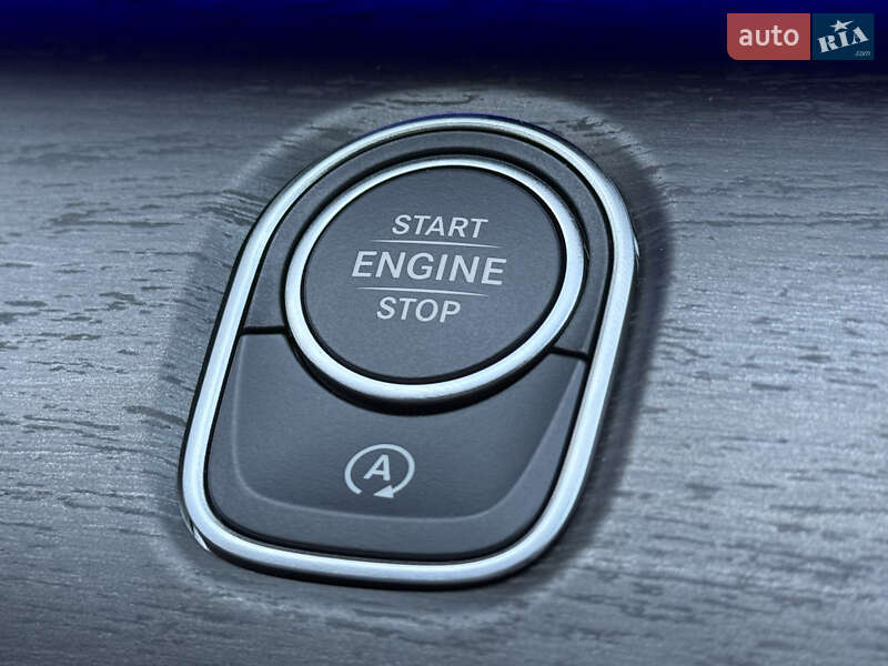 Мінівен Mercedes-Benz V-Class 2025 в Києві