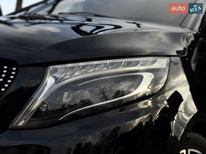 Мінівен Mercedes-Benz V-Class 2020 в Одесі