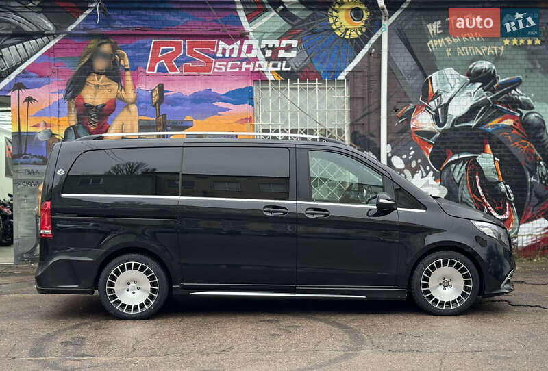 Минивэн Mercedes-Benz V-Class 2014 в Киеве