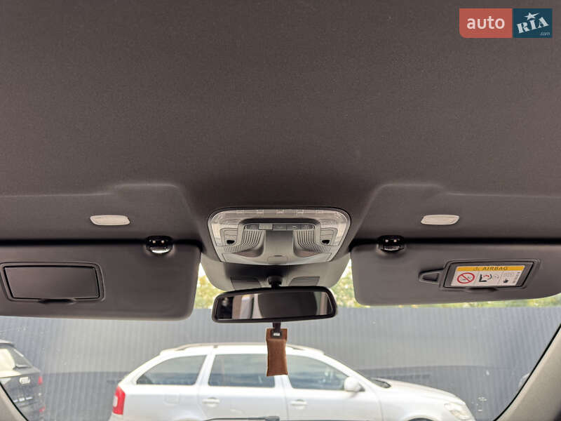 Минивэн Mercedes-Benz V-Class 2016 в Мукачево фото 60 Минивэн Mercedes-Benz V-Class 2016 в Мукачево