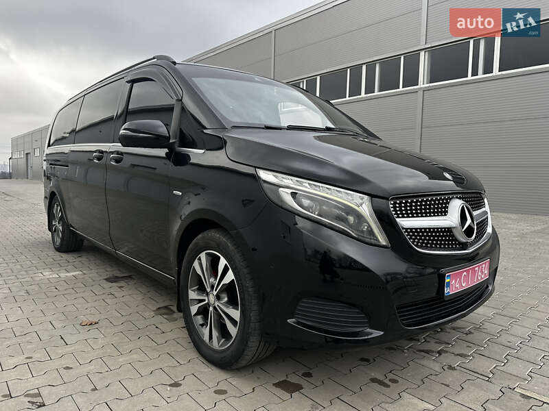 Минивэн Mercedes-Benz V-Class 2016 в Ивано-Франковске фото 25 Минивэн Mercedes-Benz V-Class 2016 в Ивано-Франковске
