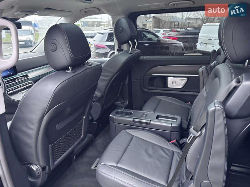 Минивэн Mercedes-Benz V-Class 2024 в Львове фото 51 Минивэн Mercedes-Benz V-Class 2024 в Львове