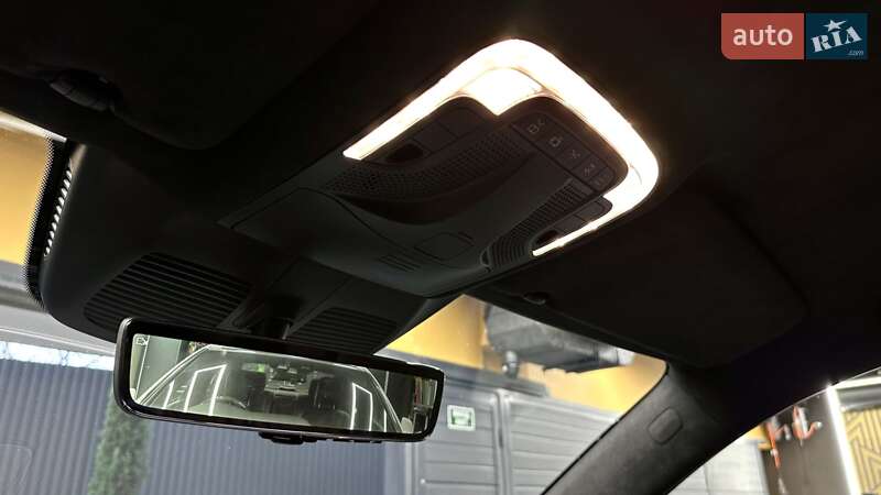 Мінівен Mercedes-Benz V-Class 2025 в Ужгороді