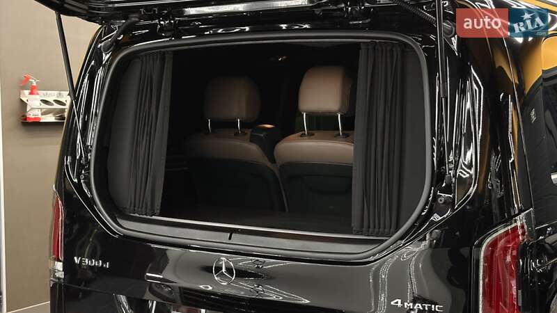 Мінівен Mercedes-Benz V-Class 2025 в Ужгороді
