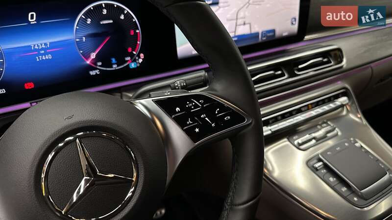 Мінівен Mercedes-Benz V-Class 2025 в Ужгороді
