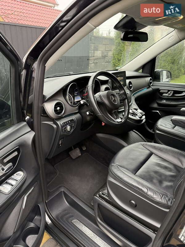 Минивэн Mercedes-Benz V-Class 2016 в Ровно