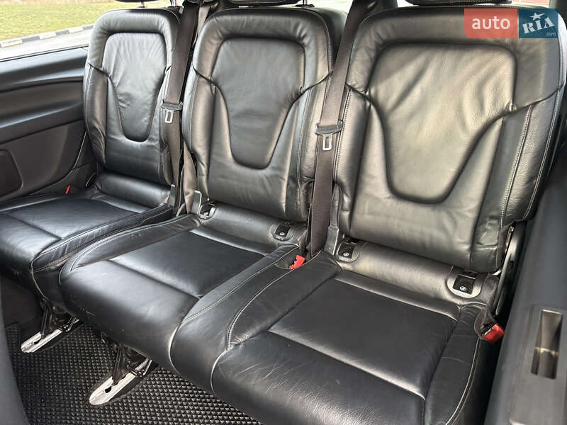 Мінівен Mercedes-Benz V-Class 2017 в Києві