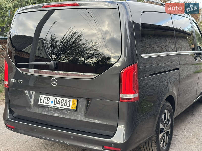 Минивэн Mercedes-Benz V-Class 2021 в Киеве фото 19 Минивэн Mercedes-Benz V-Class 2021 в Киеве