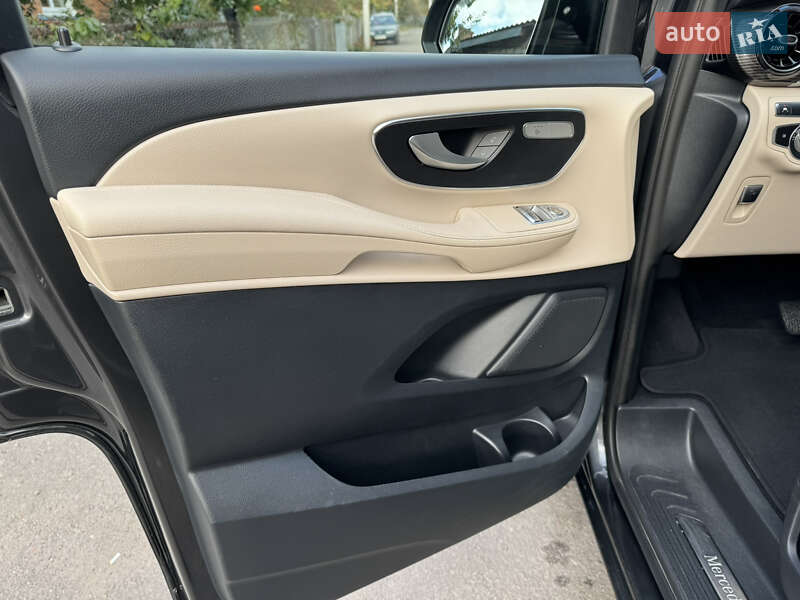 Минивэн Mercedes-Benz V-Class 2021 в Киеве фото 25 Минивэн Mercedes-Benz V-Class 2021 в Киеве