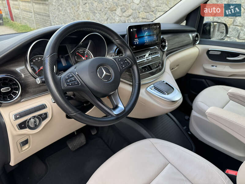 Минивэн Mercedes-Benz V-Class 2021 в Киеве фото 27 Минивэн Mercedes-Benz V-Class 2021 в Киеве