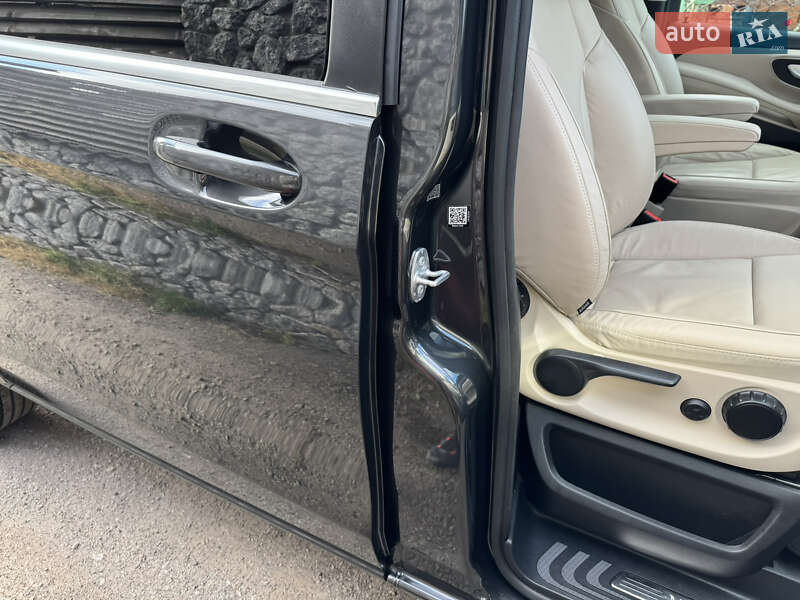 Минивэн Mercedes-Benz V-Class 2021 в Киеве фото 63 Минивэн Mercedes-Benz V-Class 2021 в Киеве