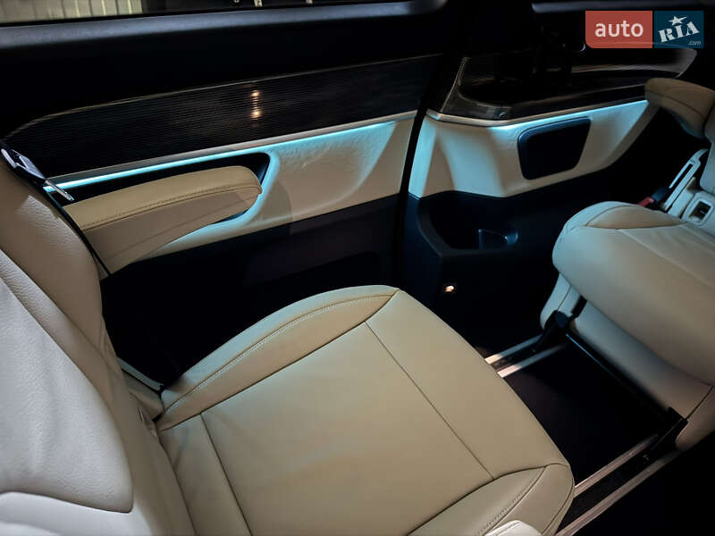 Минивэн Mercedes-Benz V-Class 2021 в Киеве фото 79 Минивэн Mercedes-Benz V-Class 2021 в Киеве