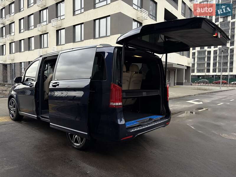 Минивэн Mercedes-Benz V-Class 2018 в Киеве фото 16 Минивэн Mercedes-Benz V-Class 2018 в Киеве