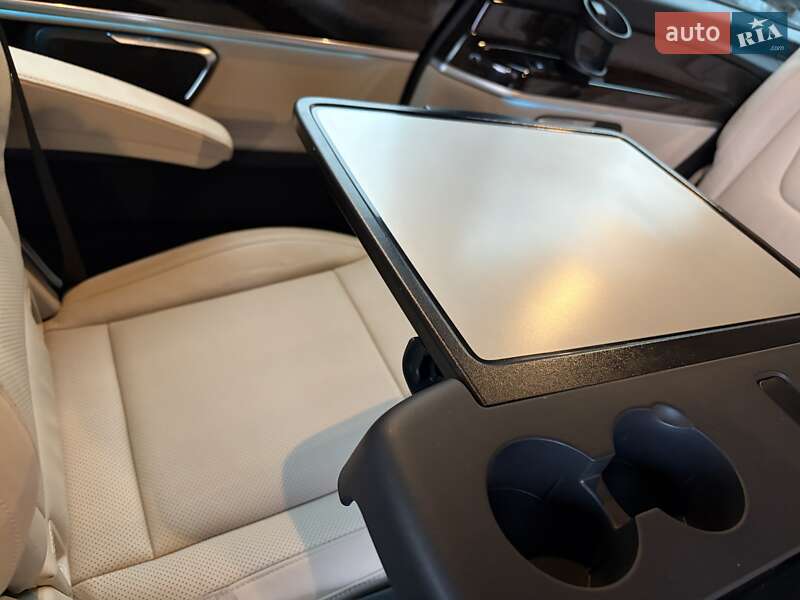 Минивэн Mercedes-Benz V-Class 2018 в Киеве фото 79 Минивэн Mercedes-Benz V-Class 2018 в Киеве