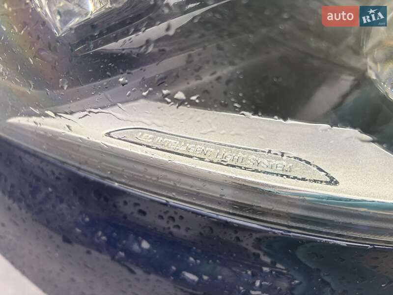 Минивэн Mercedes-Benz V-Class 2018 в Киеве фото 105 Минивэн Mercedes-Benz V-Class 2018 в Киеве