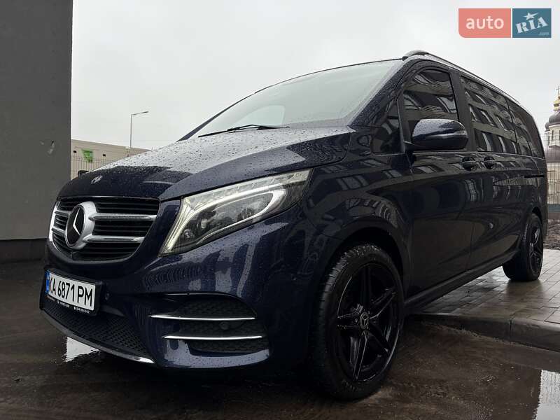 Минивэн Mercedes-Benz V-Class 2018 в Киеве фото 166 Минивэн Mercedes-Benz V-Class 2018 в Киеве