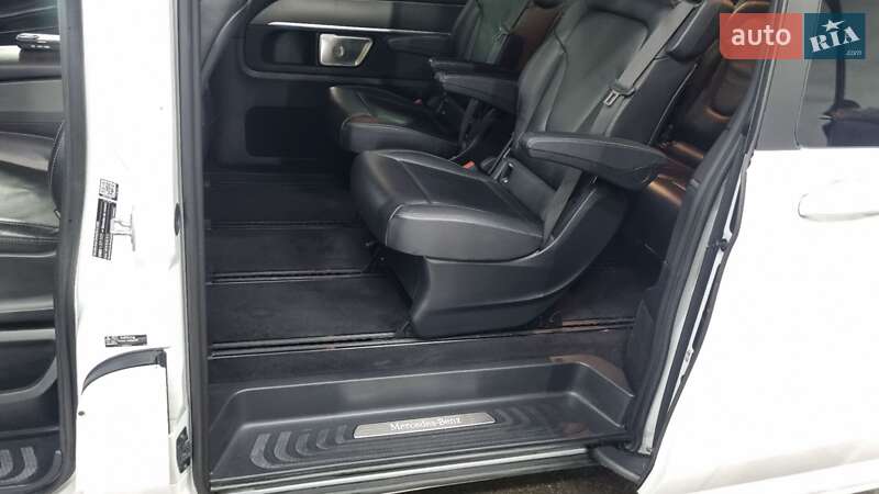 Минивэн Mercedes-Benz V-Class 2019 в Черновцах
