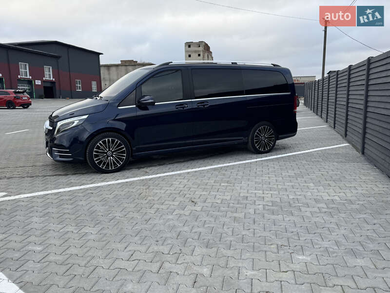 Мінівен Mercedes-Benz V-Class 2020 в Рівному фото 23 Мінівен Mercedes-Benz V-Class 2020 в Рівному