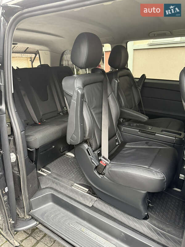 Мінівен Mercedes-Benz V-Class 2021 в Києві фото 7 Мінівен Mercedes-Benz V-Class 2021 в Києві
