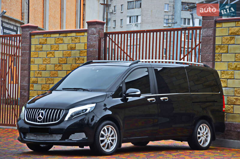 Мінівен Mercedes-Benz V-Class 2015 в Дніпрі
