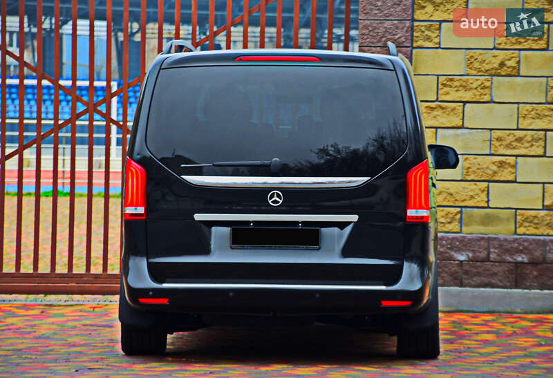 Мінівен Mercedes-Benz V-Class 2015 в Дніпрі