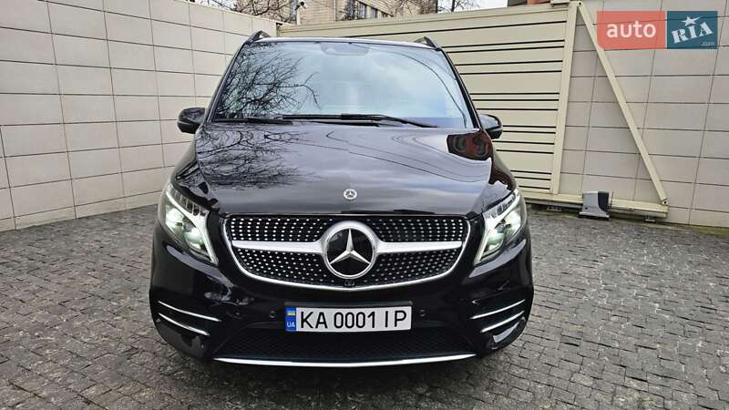 Мінівен Mercedes-Benz V-Class 2023 в Києві