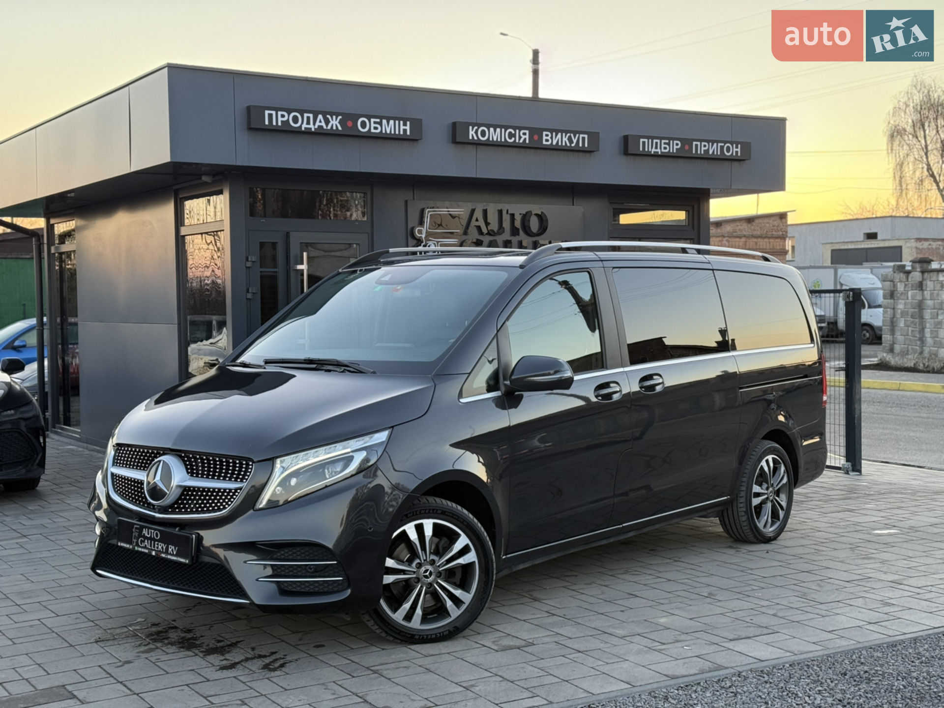 2021 Mercedes-Benz V-klasse - фото 1
