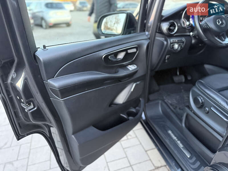 Мінівен Mercedes-Benz V-Class 2021 в Рівному