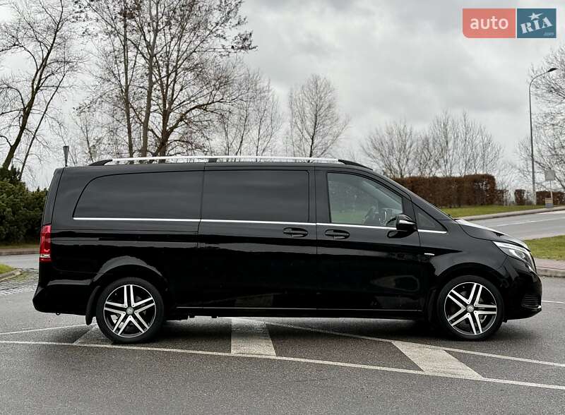 Минивэн Mercedes-Benz V-Class 2016 в Киеве