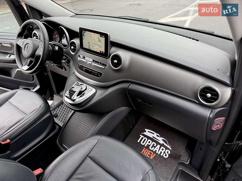 Минивэн Mercedes-Benz V-Class 2016 в Киеве
