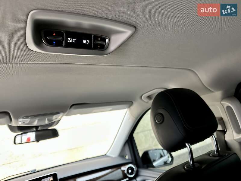 Мінівен Mercedes-Benz V-Class 2018 в Києві