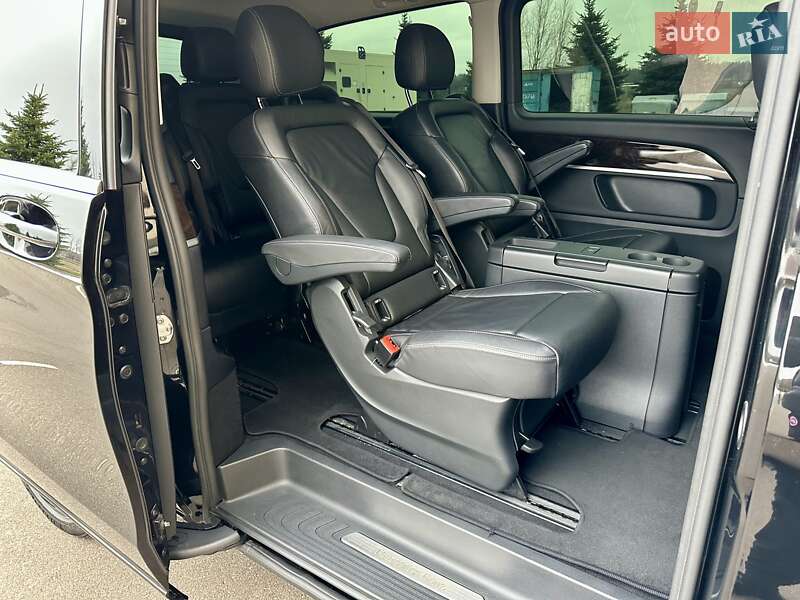 Мінівен Mercedes-Benz V-Class 2018 в Києві