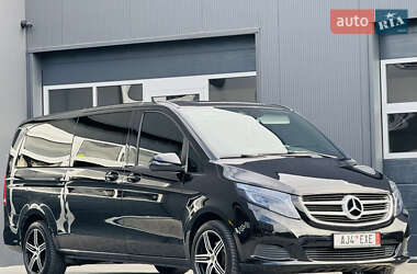 Минивэн Mercedes-Benz V-Class 2016 в Мукачево