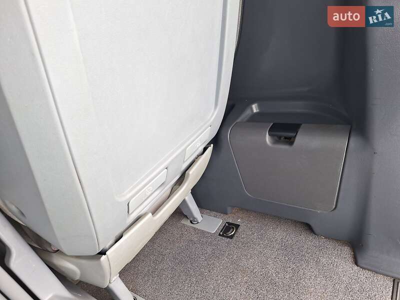 Минивэн Mercedes-Benz V-Class 1999 в Черновцах