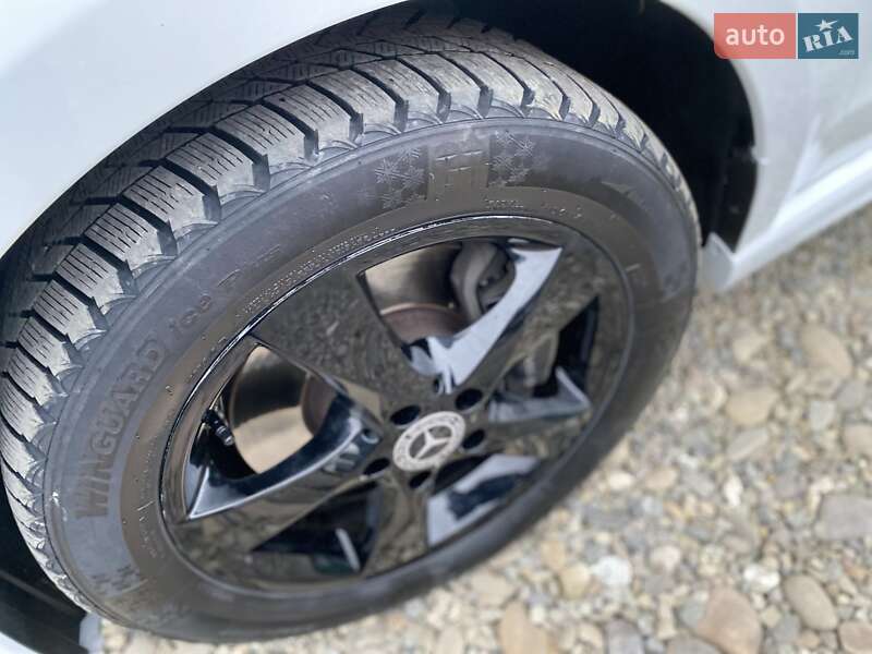 Минивэн Mercedes-Benz V-Class 2014 в Мукачево